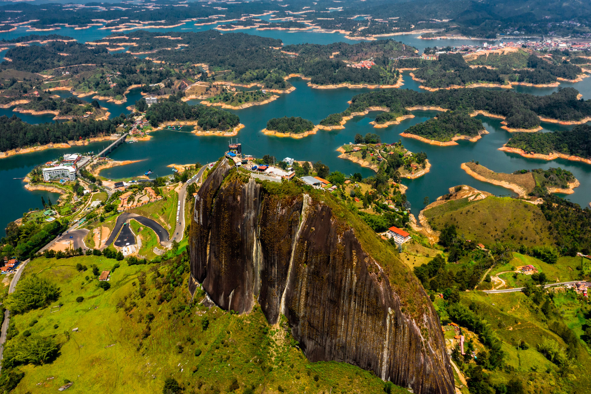 embalse de guatape